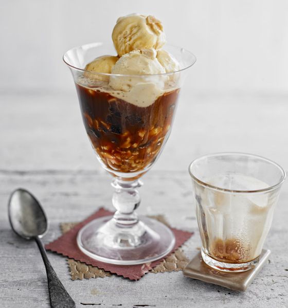 Hazelnut brownie affogato 