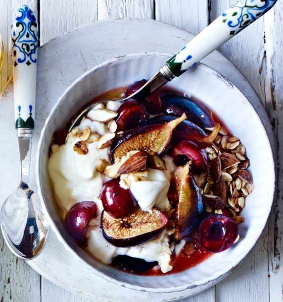 Sticky fig breakfast bowl with yogurt and almond ‘crumble’