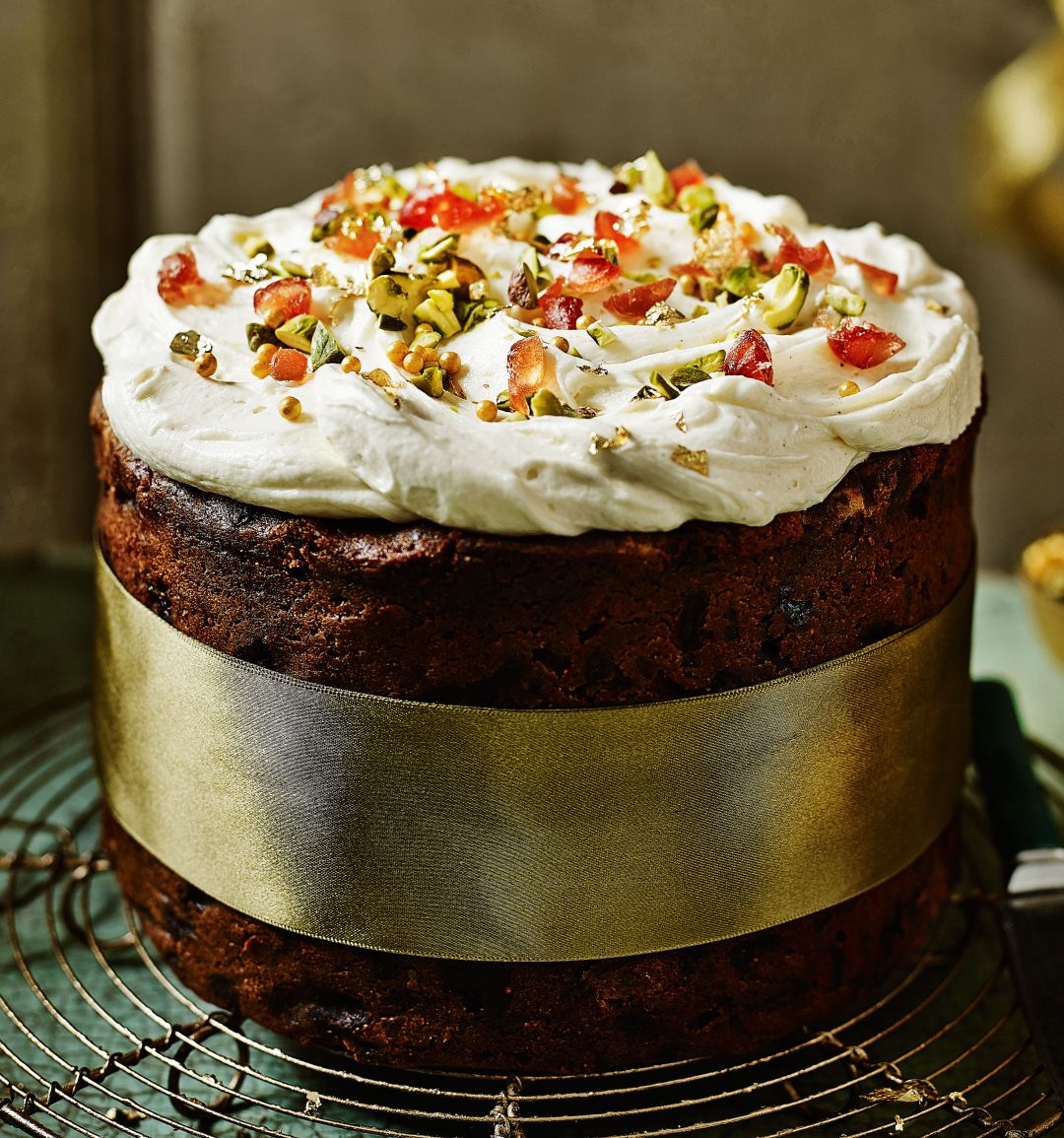 Decoration idea: Naked Christmas cake