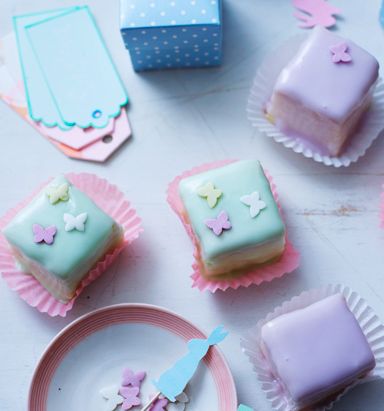 Lemon and almond fondant fancies