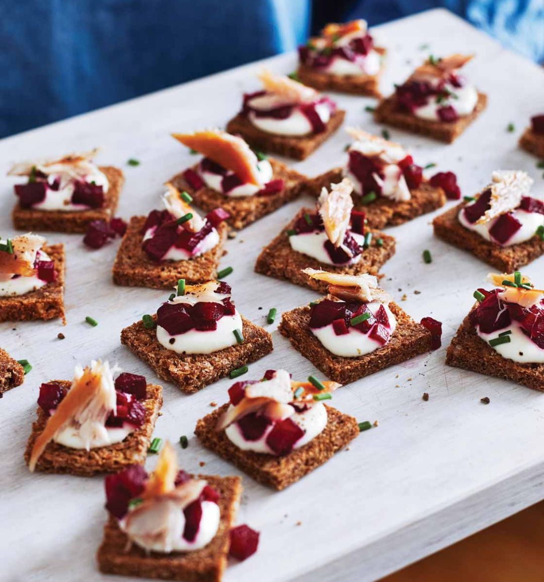Smoked mackerel and beetroot on rye