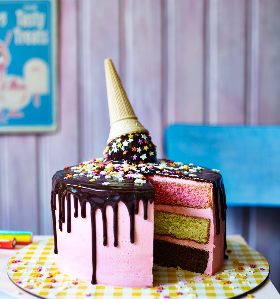 Neapolitan ‘ice cream’ cake 