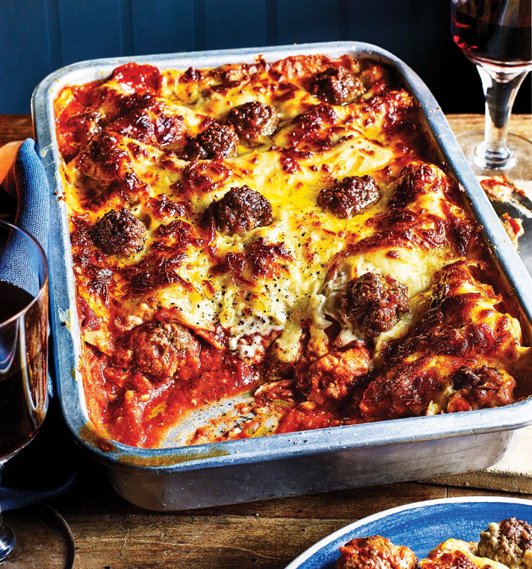 Meatball lasagne