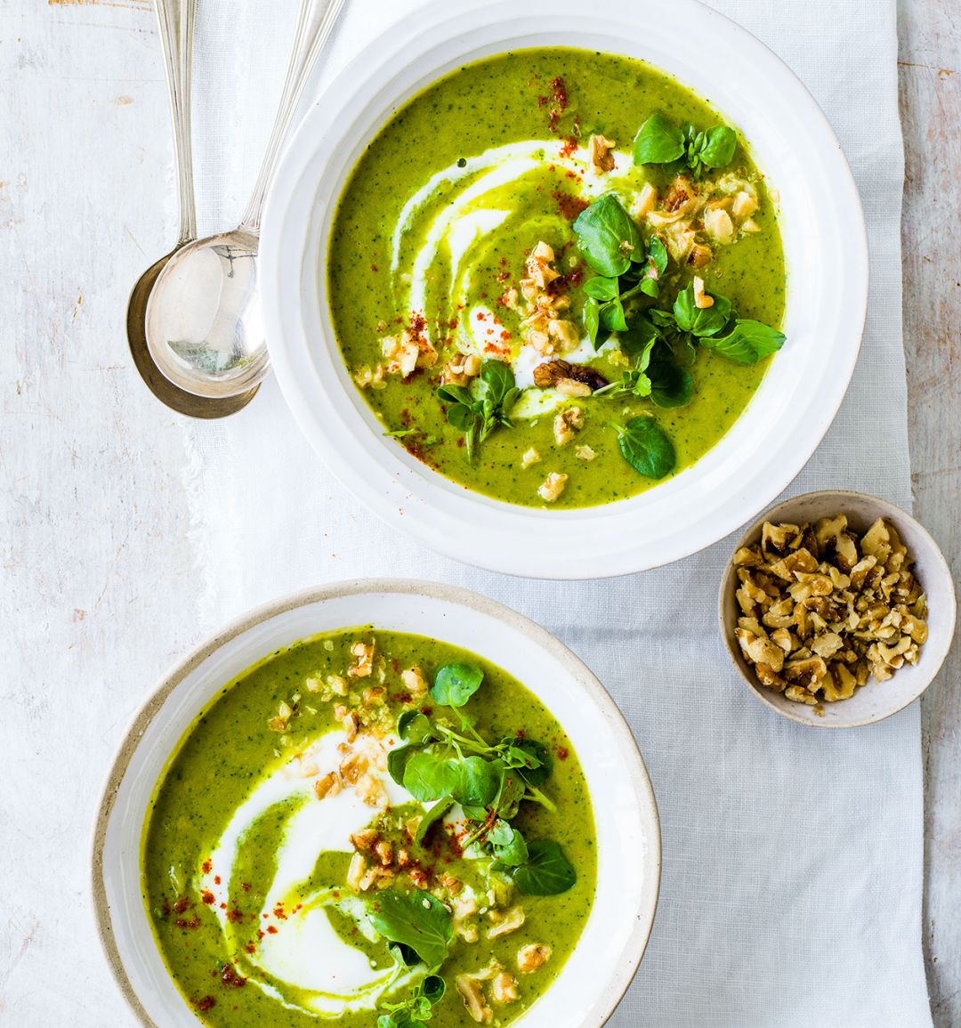 Pea and turmeric soup with walnut crumbs