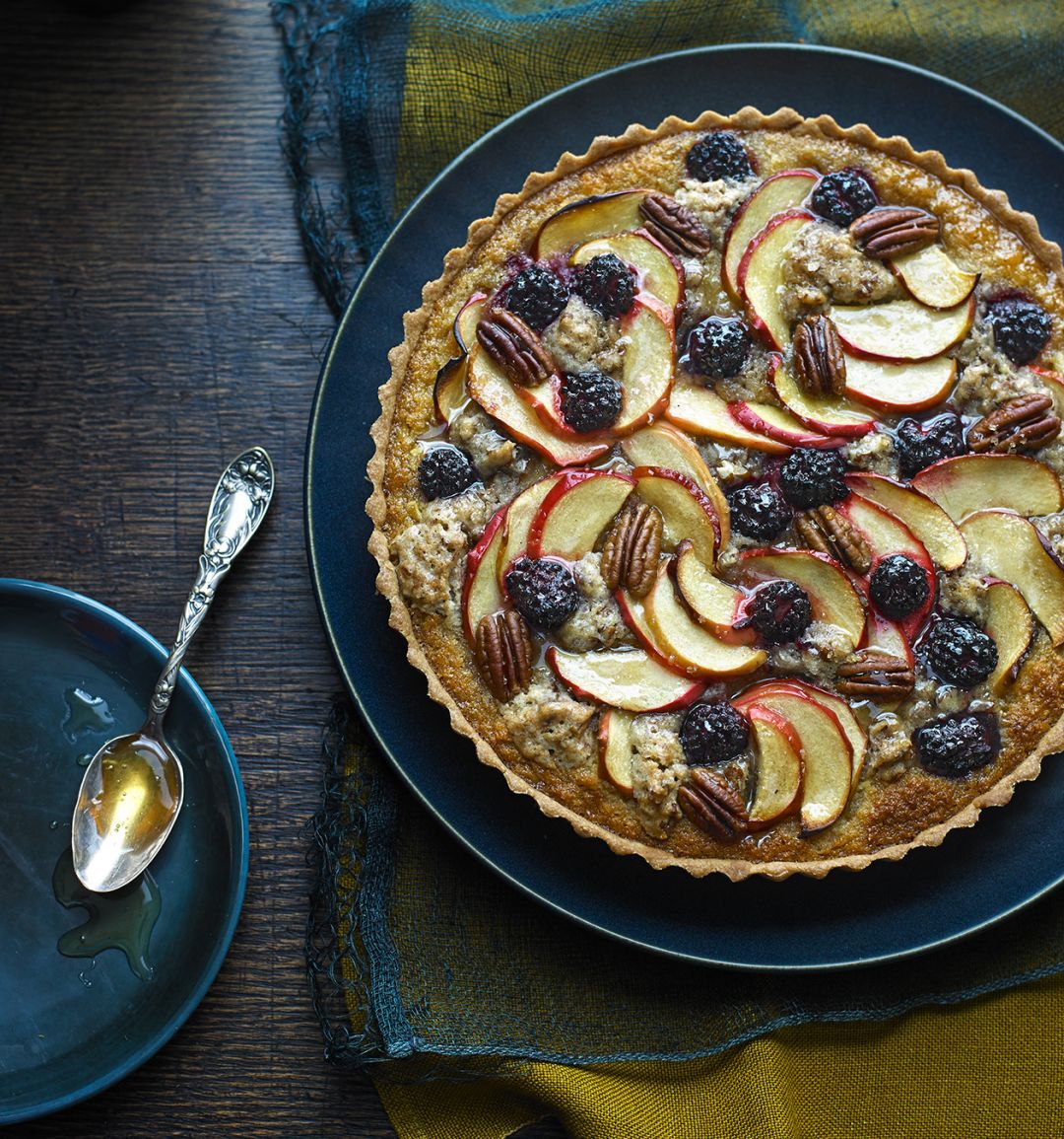 Butterscotch, apple and blackberry crumble tart