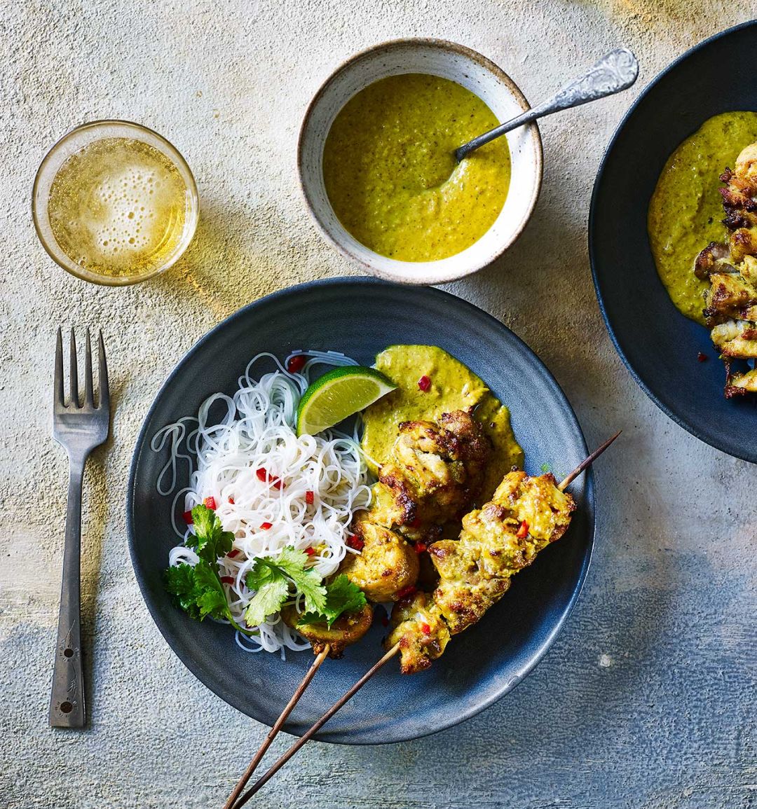Chicken satay with noodles