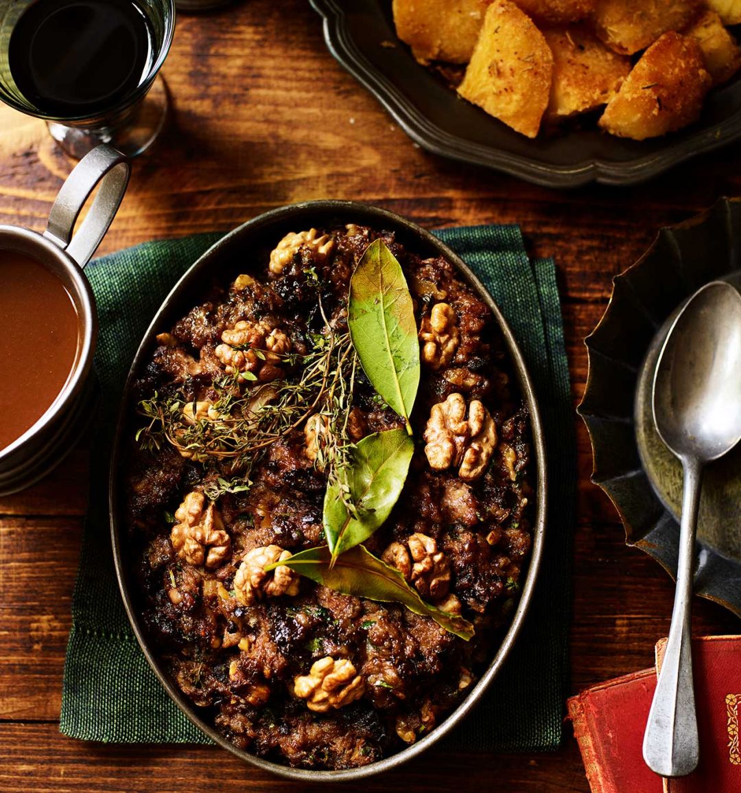 Traditional sausage stuffing