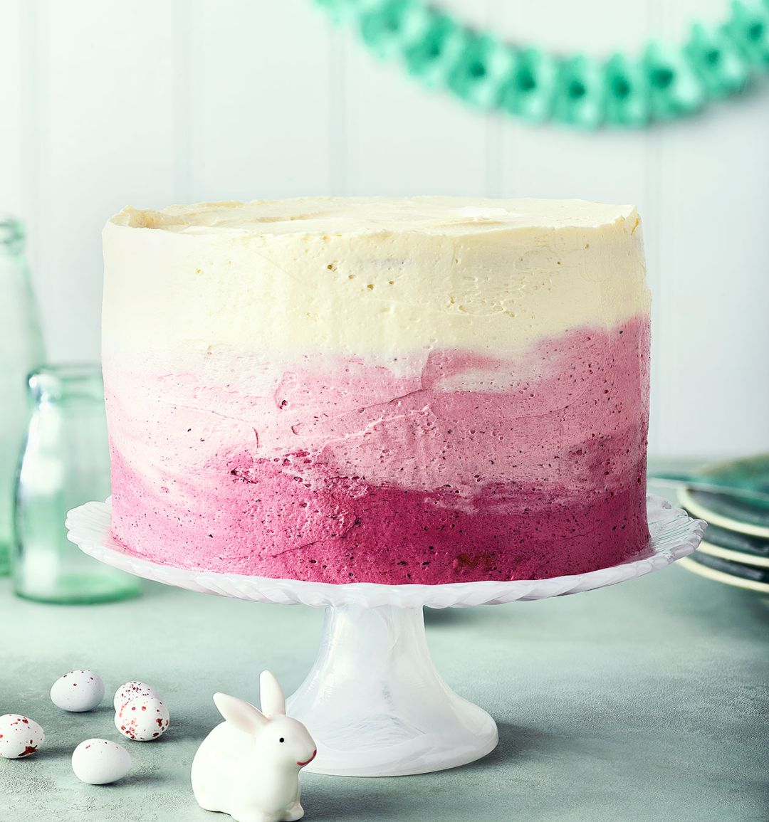 Blueberry and elderflower ombré cake
