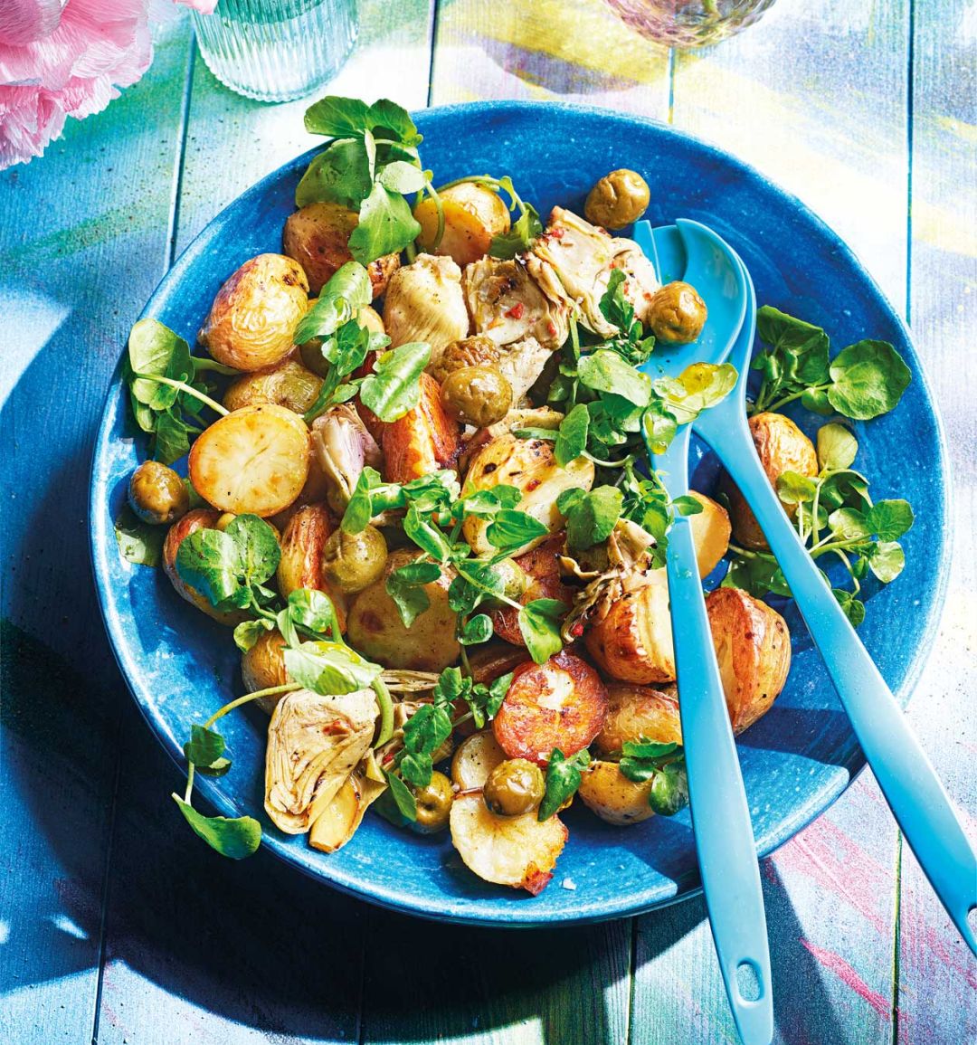 Roast baby potatoes with olives and artichokes