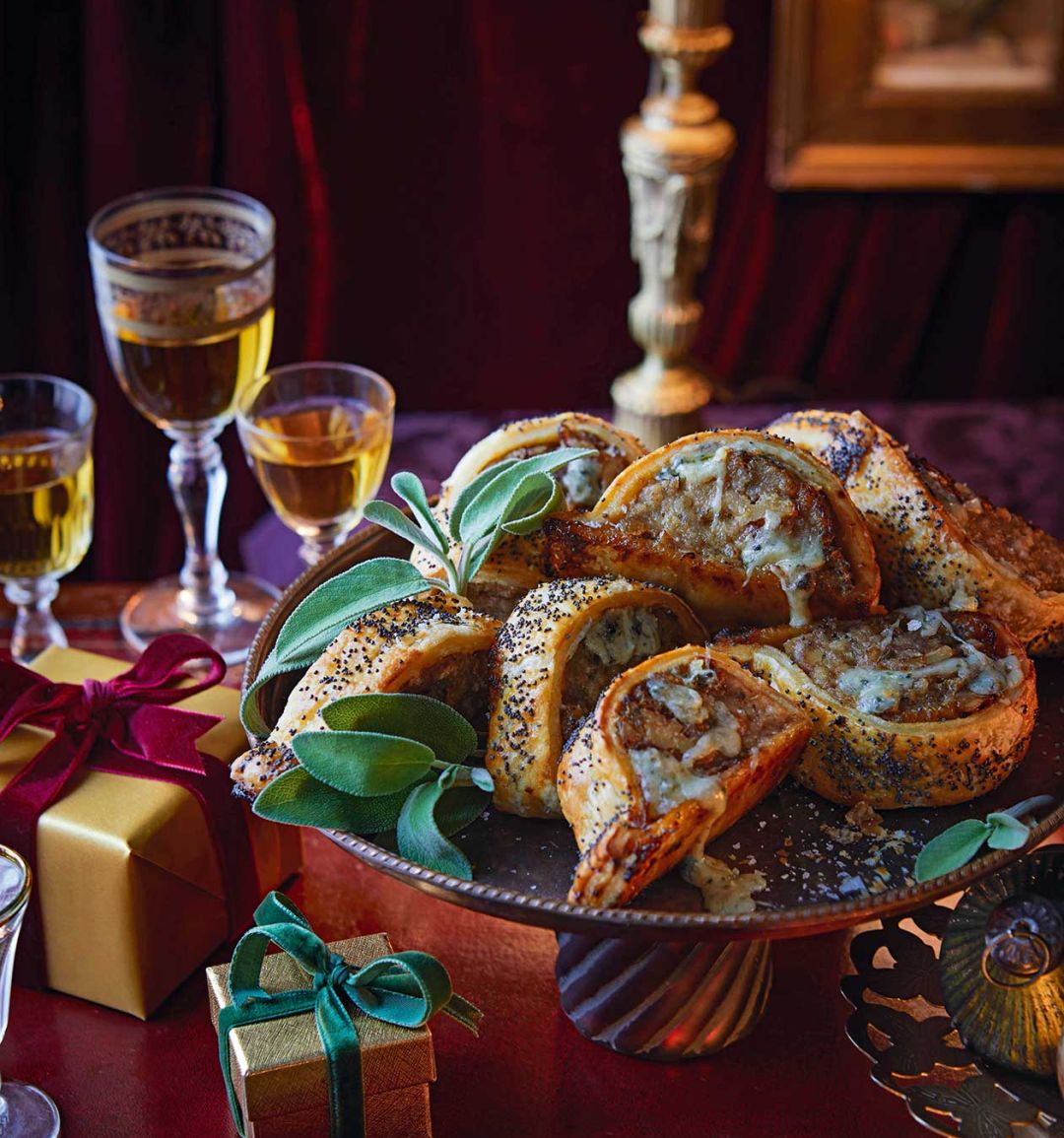Stilton and sage sausage rolls