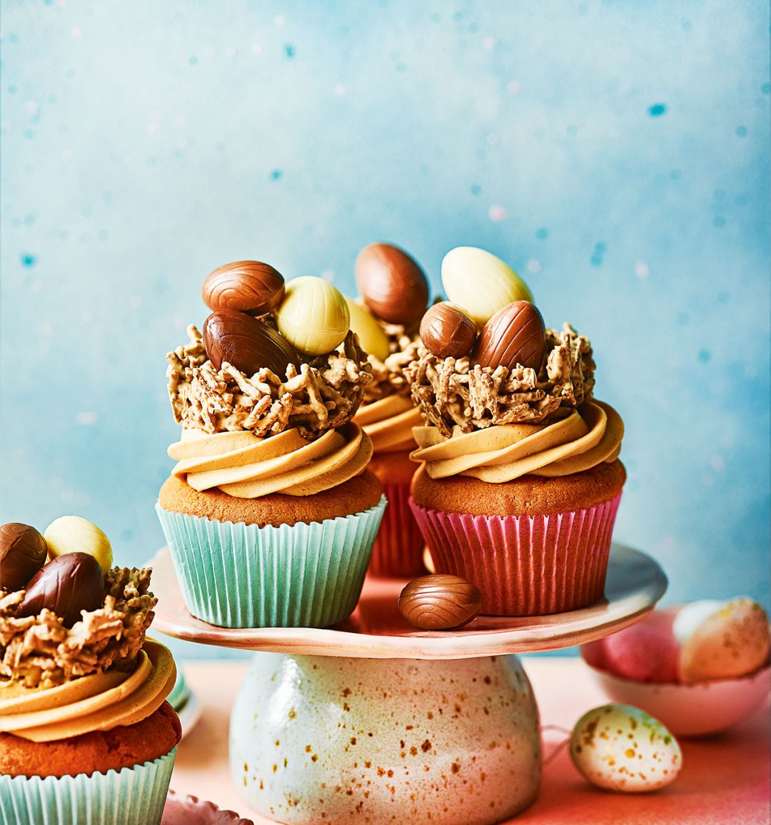 Chocolate nest Easter cupcakes