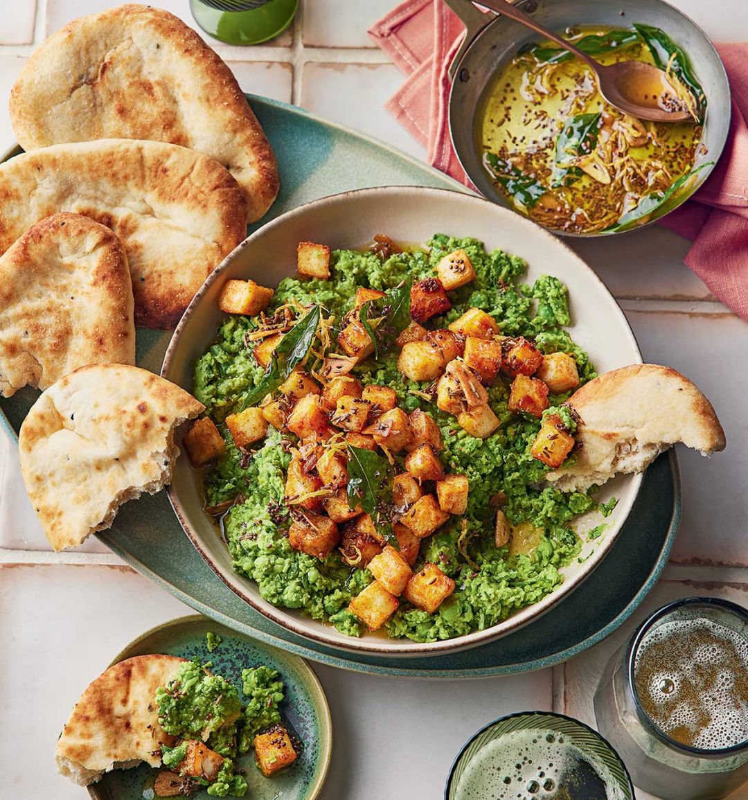 Crushed peas with crispy paneer and spiced oil