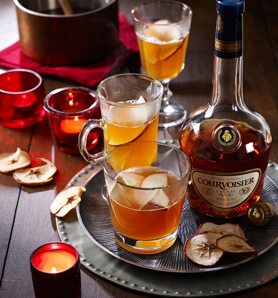 Courvoisier spiced apple warmer