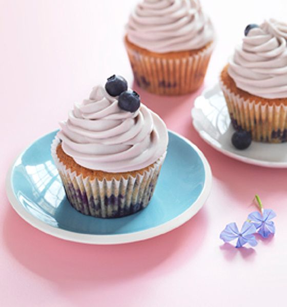 Blueberry cheesecake cupcakes