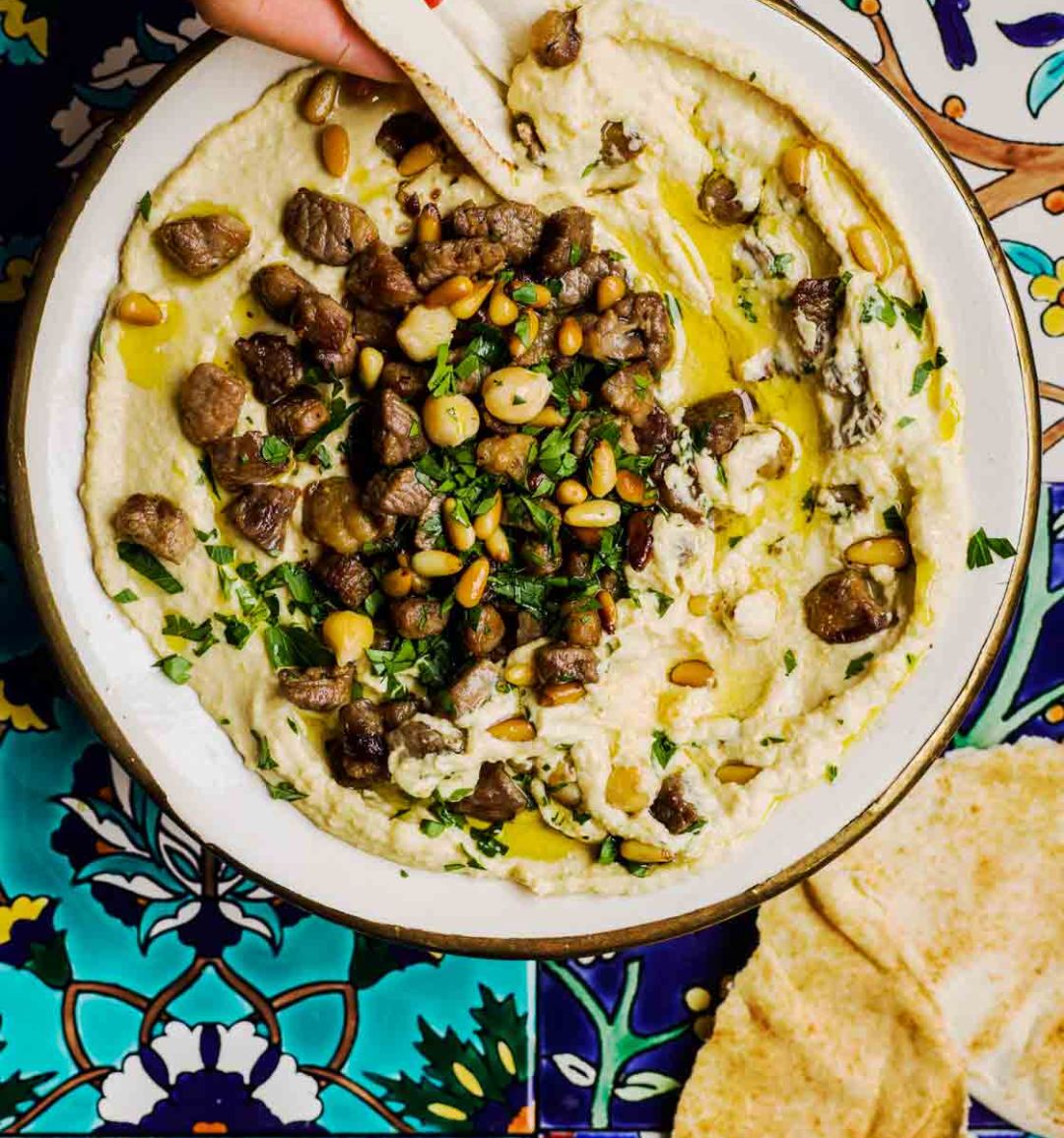 Houmous with meat