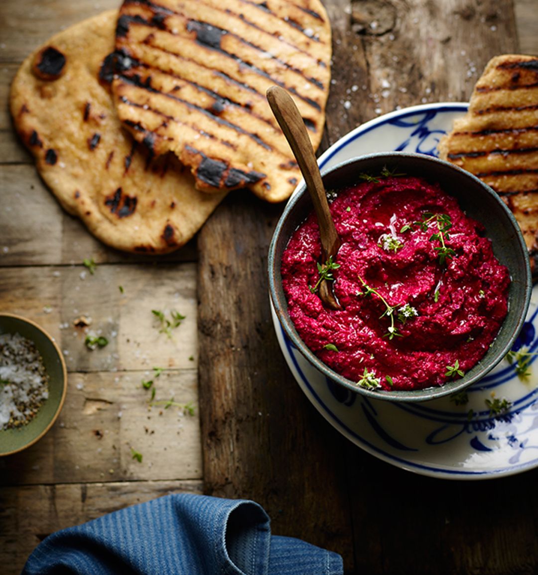 Salt-baked beetroot houmous with spelt flat breads