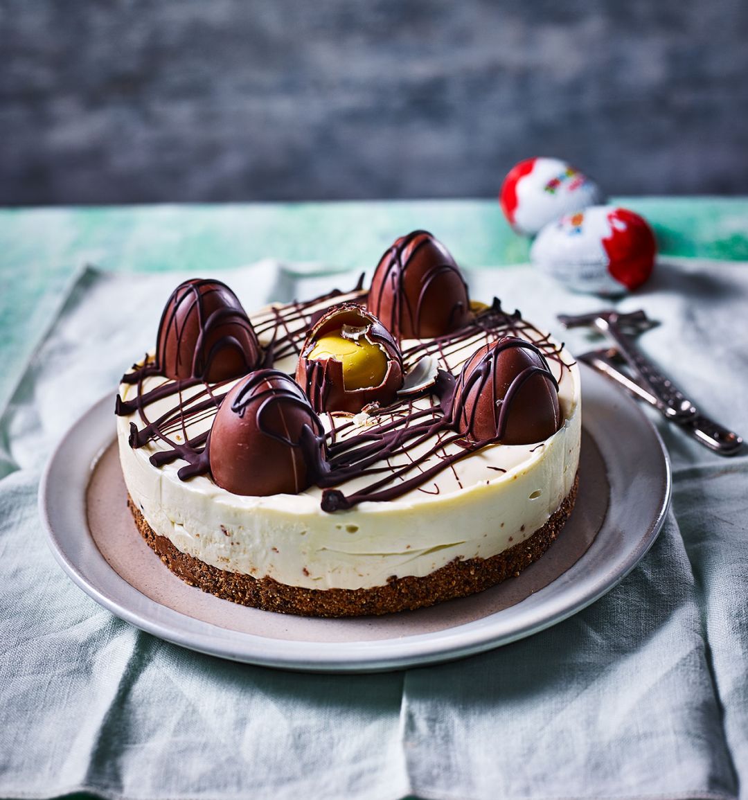 Kinder Egg cheesecake 