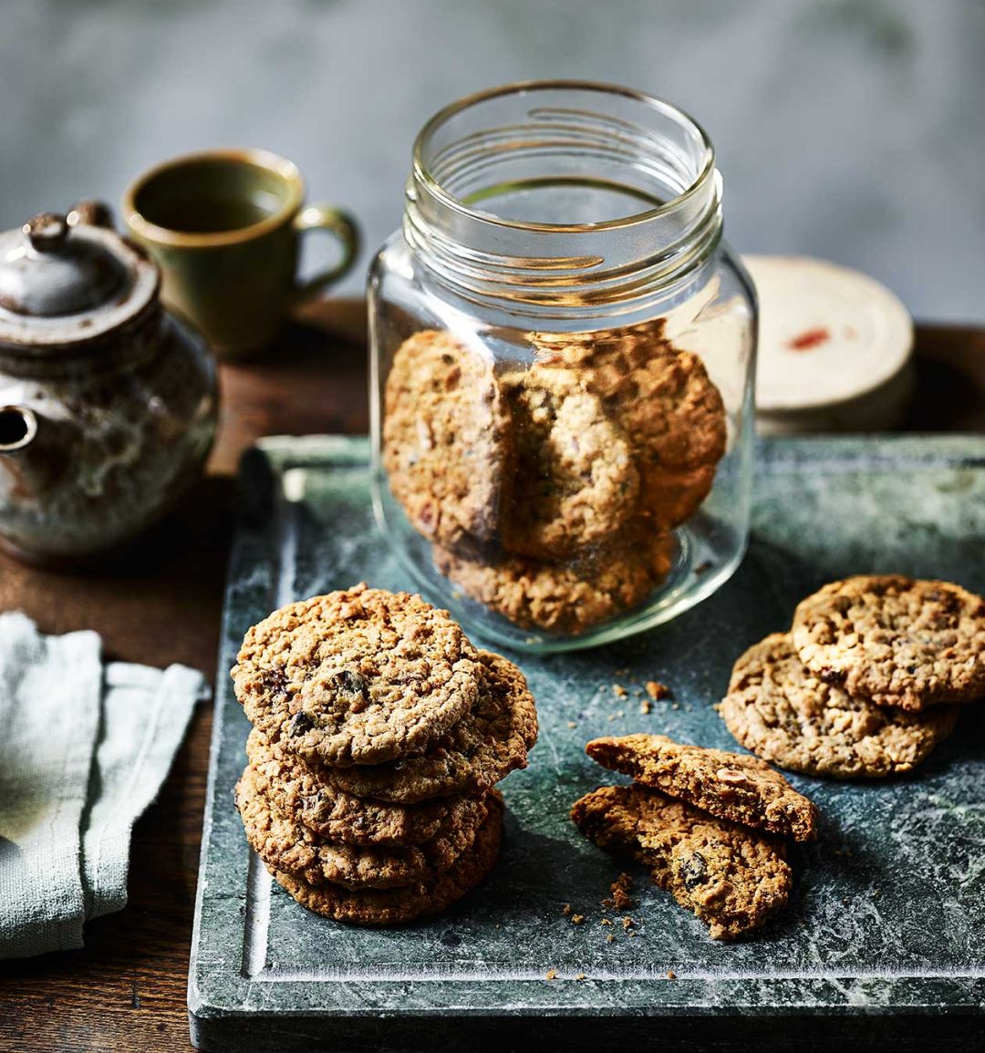Brown butter, oat and chocolate chip cookies