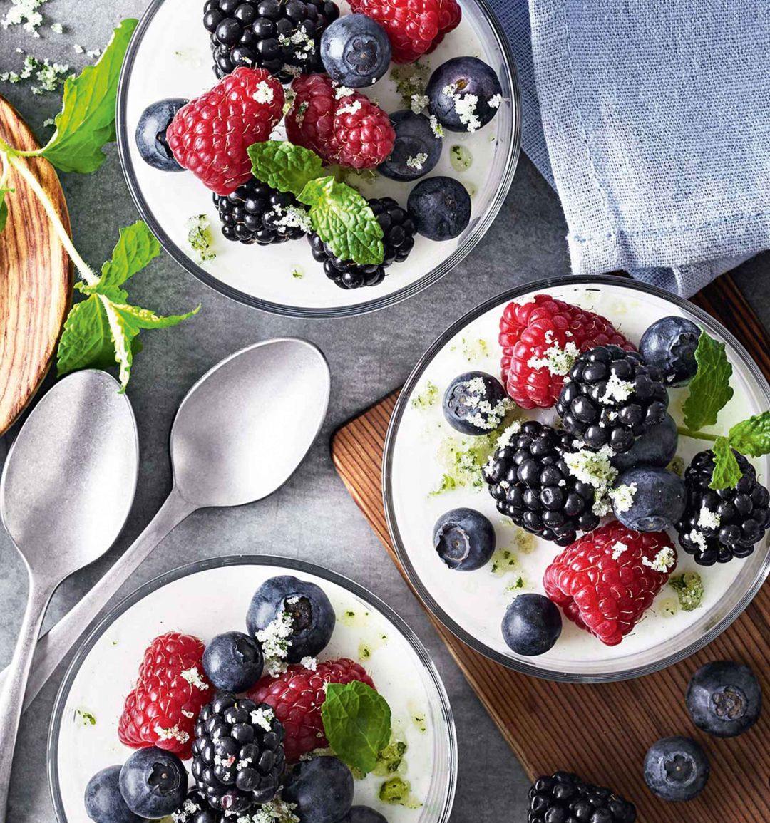 Yogurt mousse, berries and mint sugar
