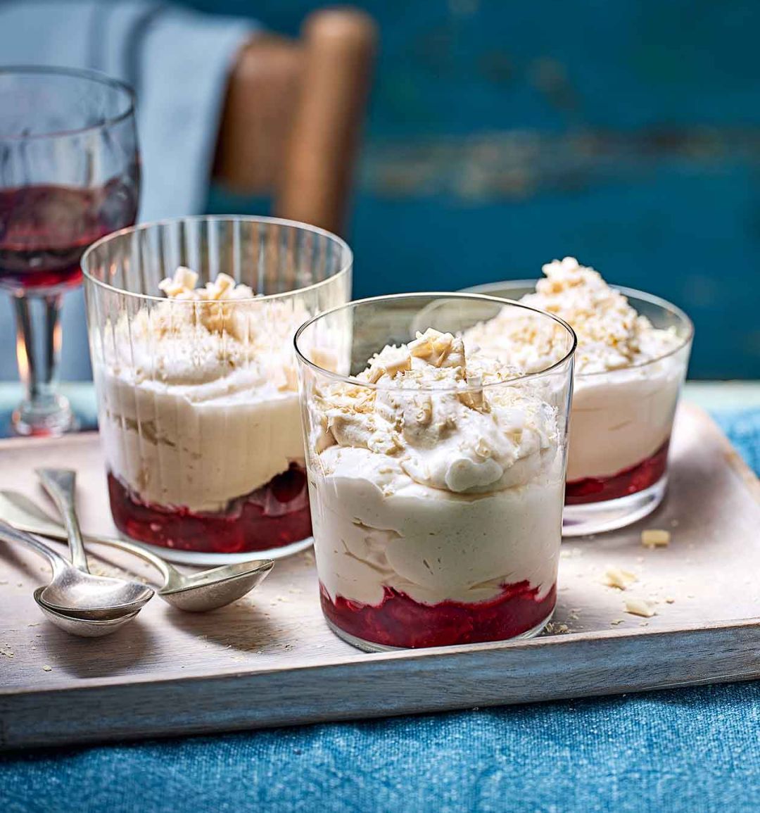 Caramelised white chocolate mousse with forest fruits