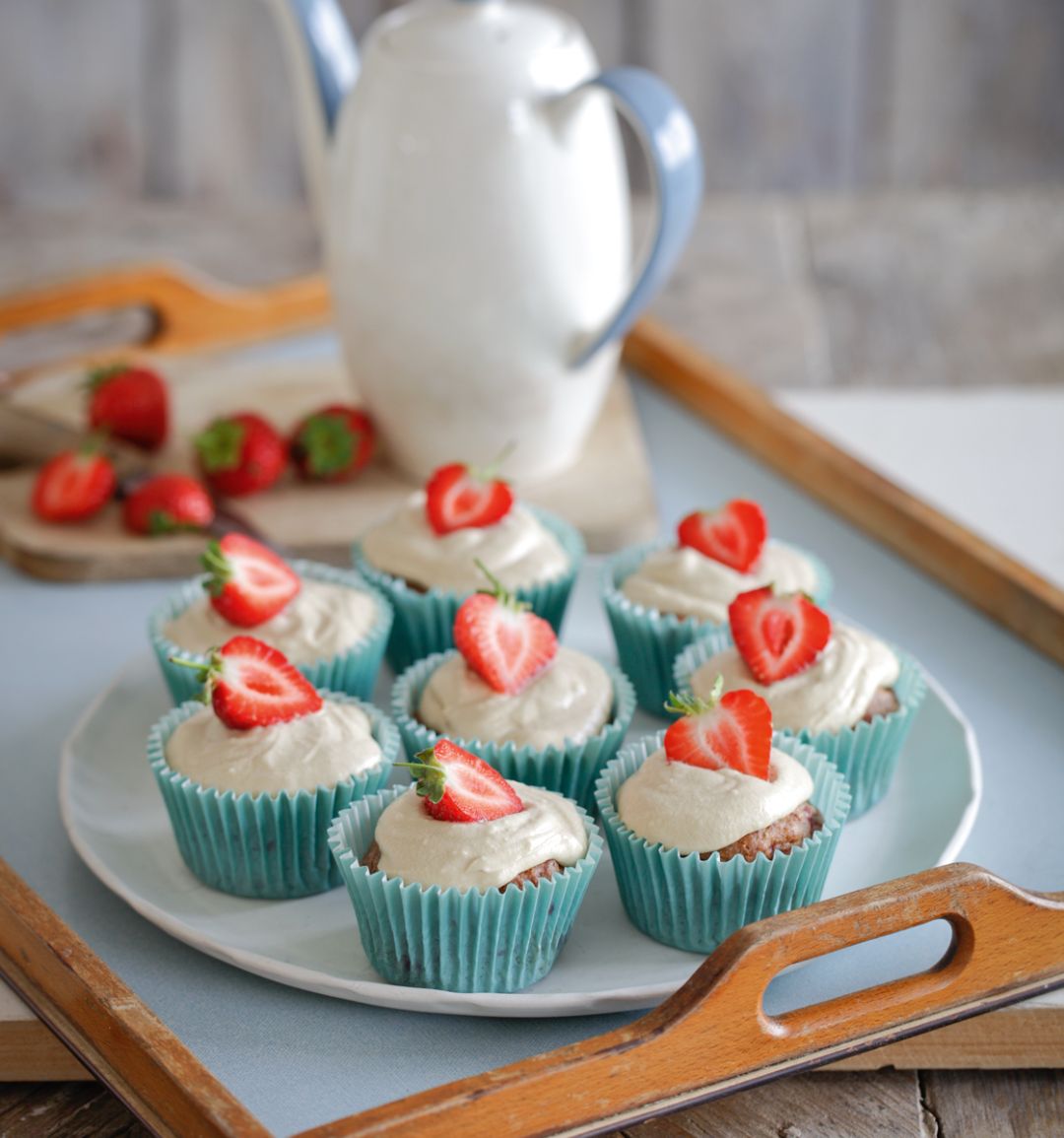 Strawberry and cream cupcakes
