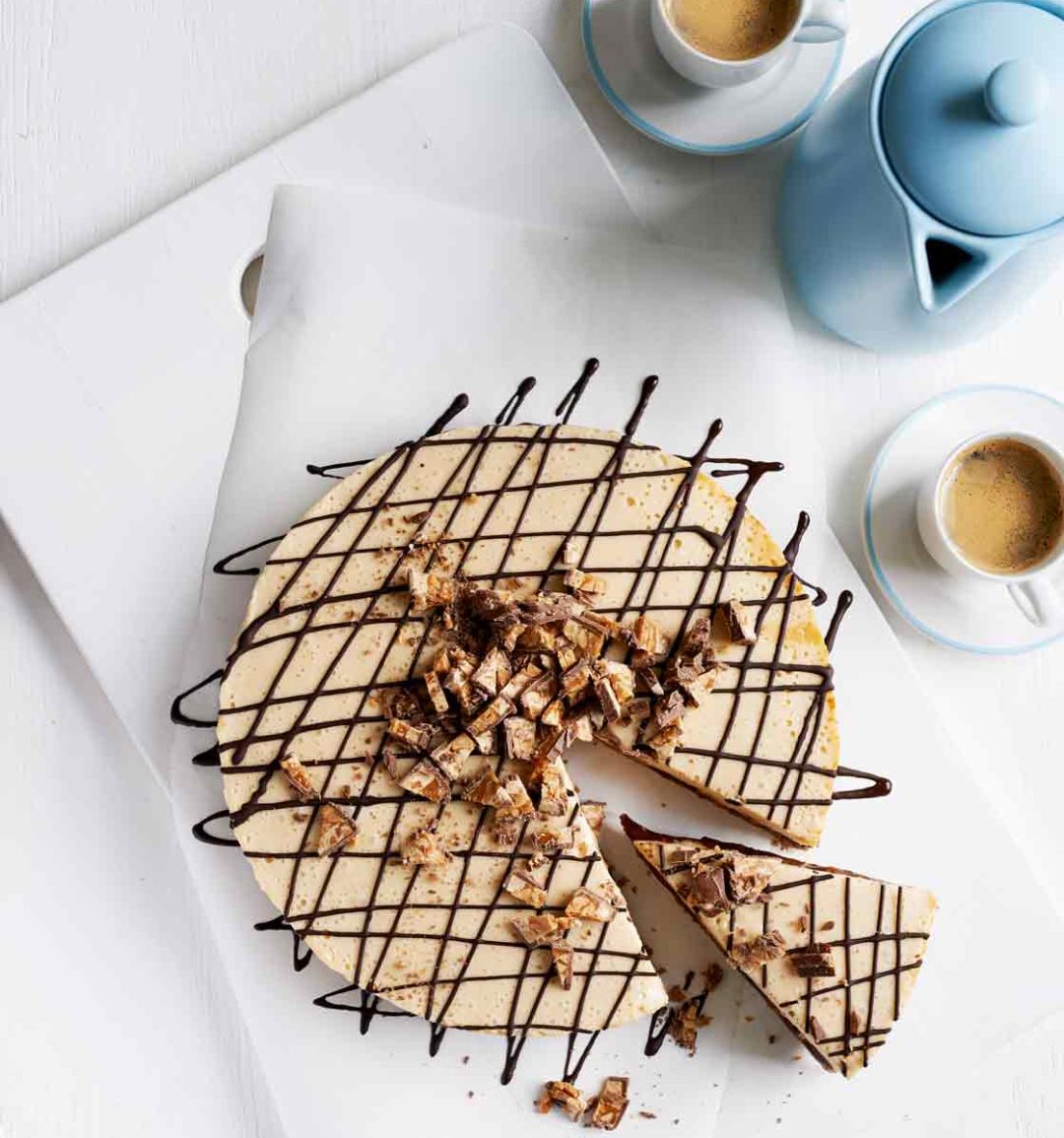 Snickers cheesecake 