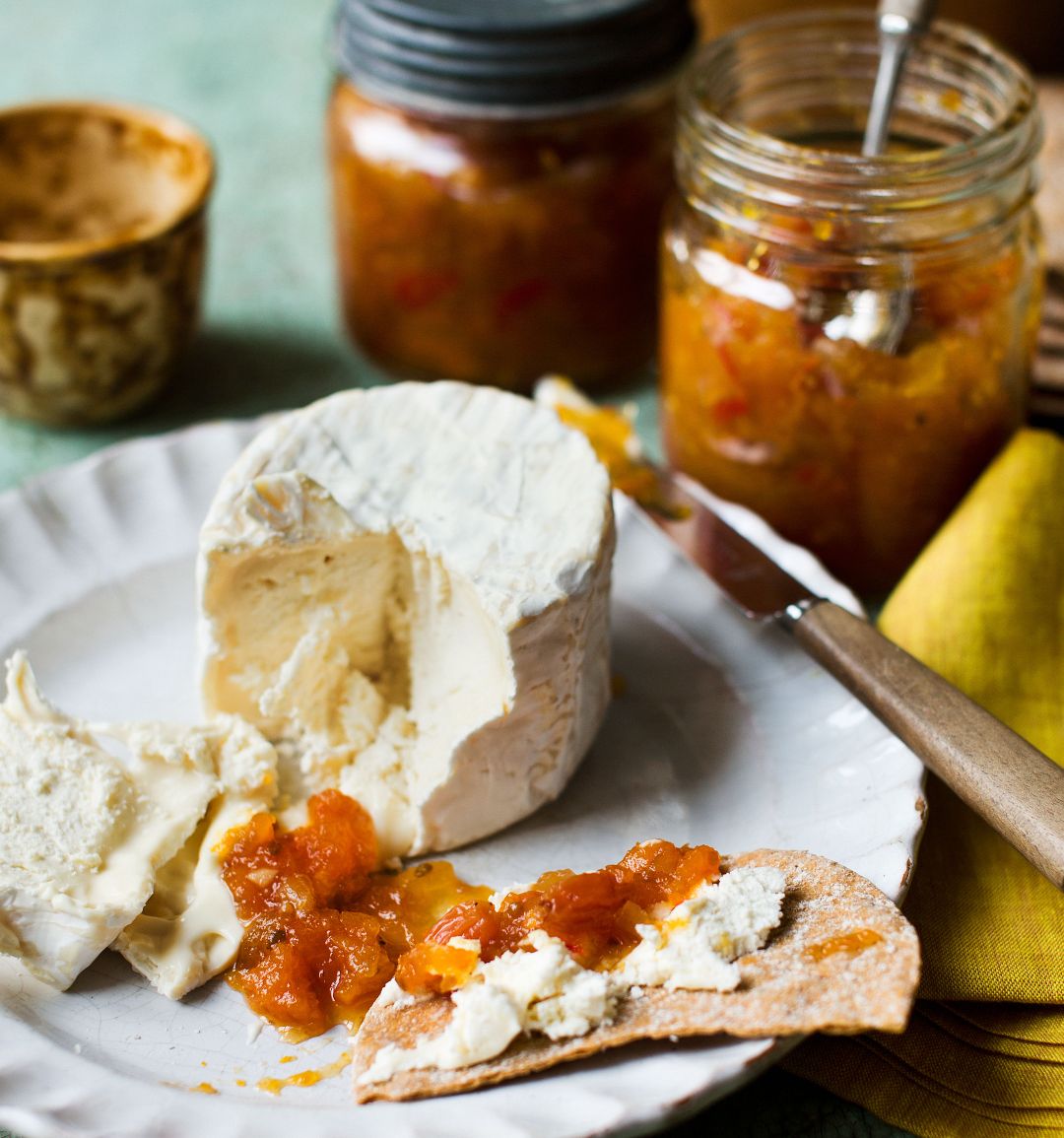 Spiced pumpkin and apple chutney