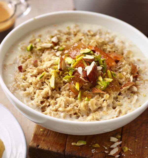 Porridge with marmalade 