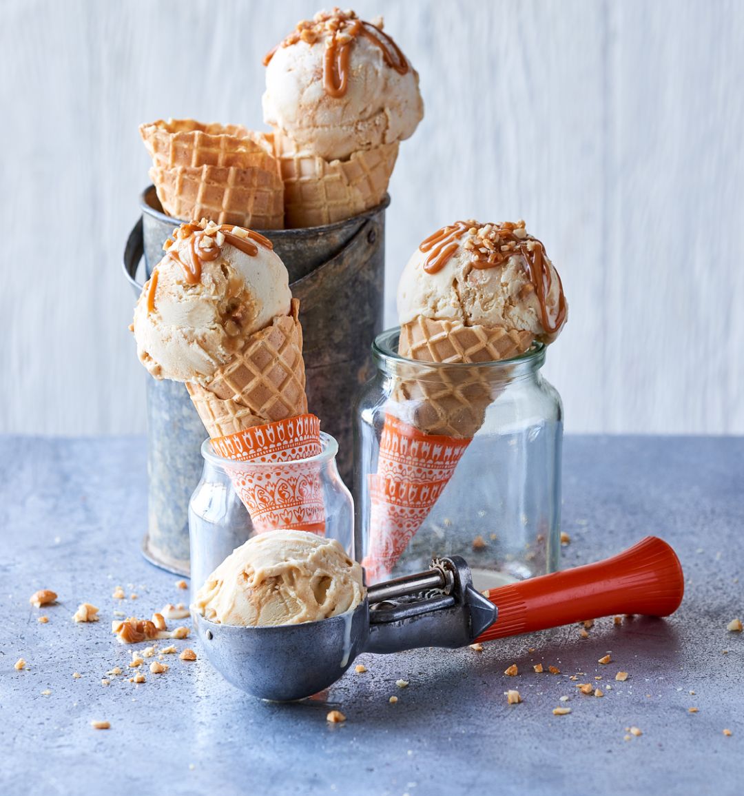 Peanut butter and caramel scoops