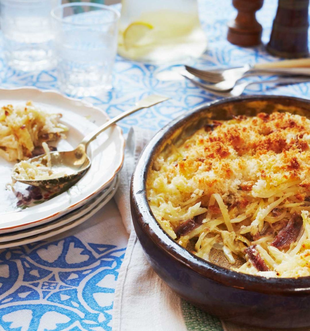 Potato bake with anchovies  