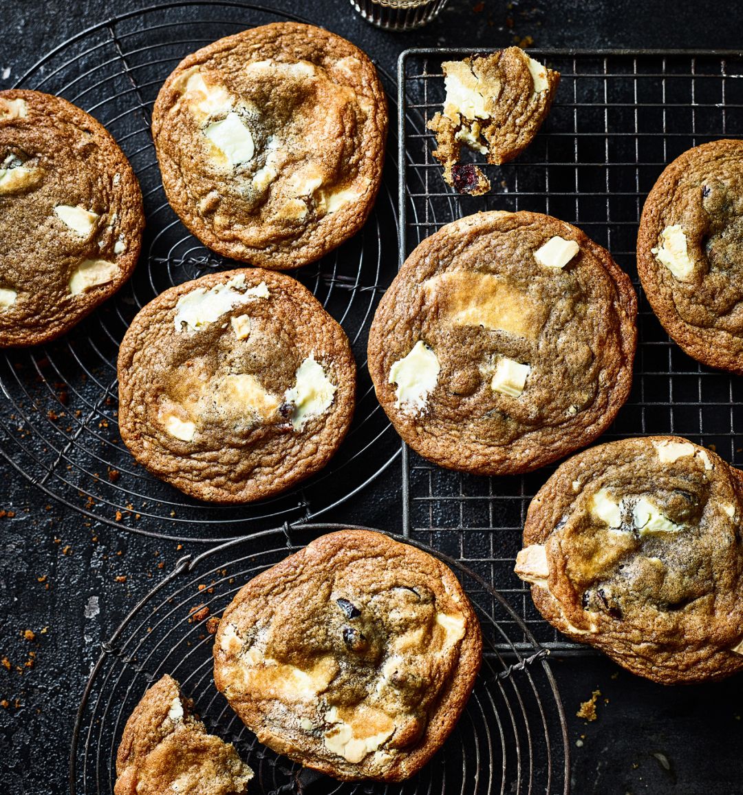 White chocolate and cranberry cookies