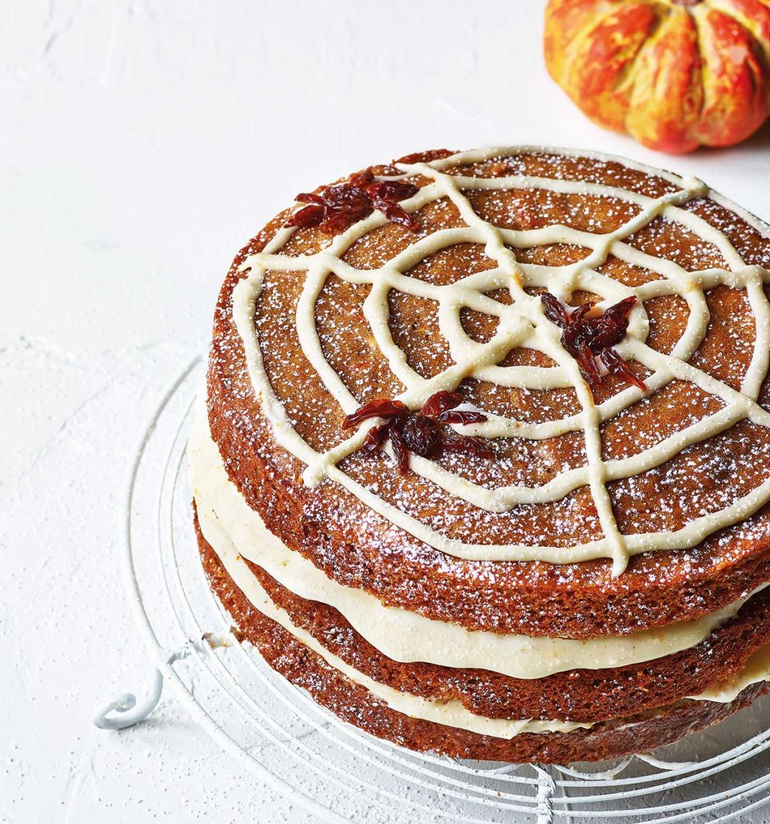 Spider's web pumpkin cake