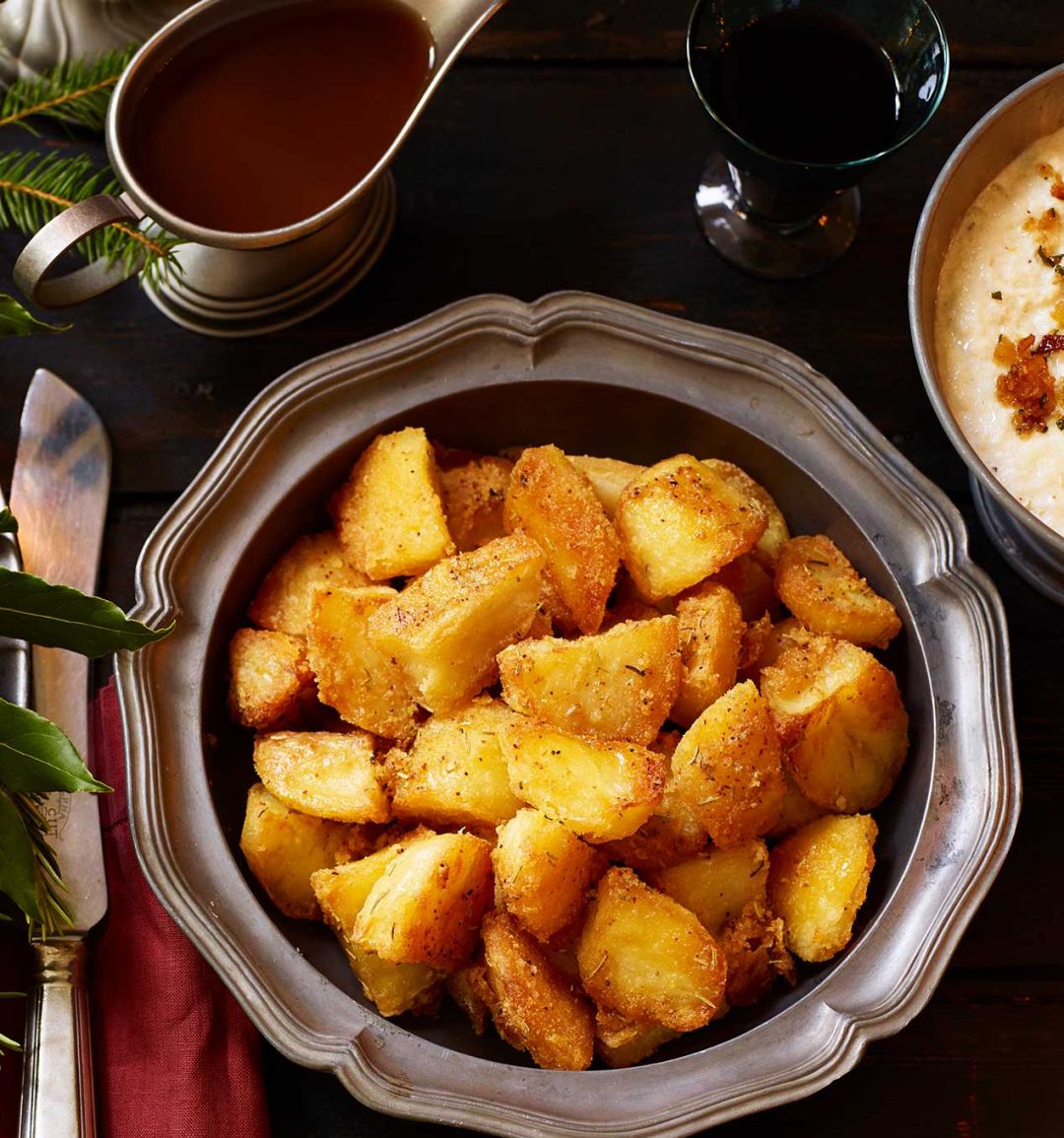 Crunchy roast potatoes