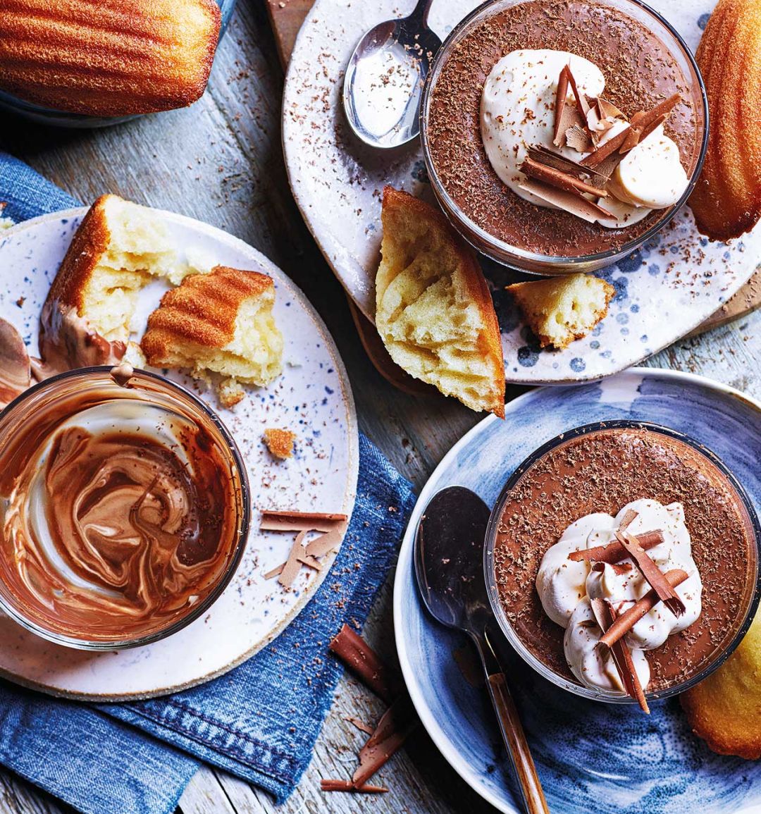 Salted chocolate pots with madeleines