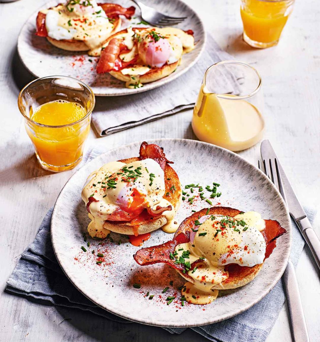 Eggs benedict
