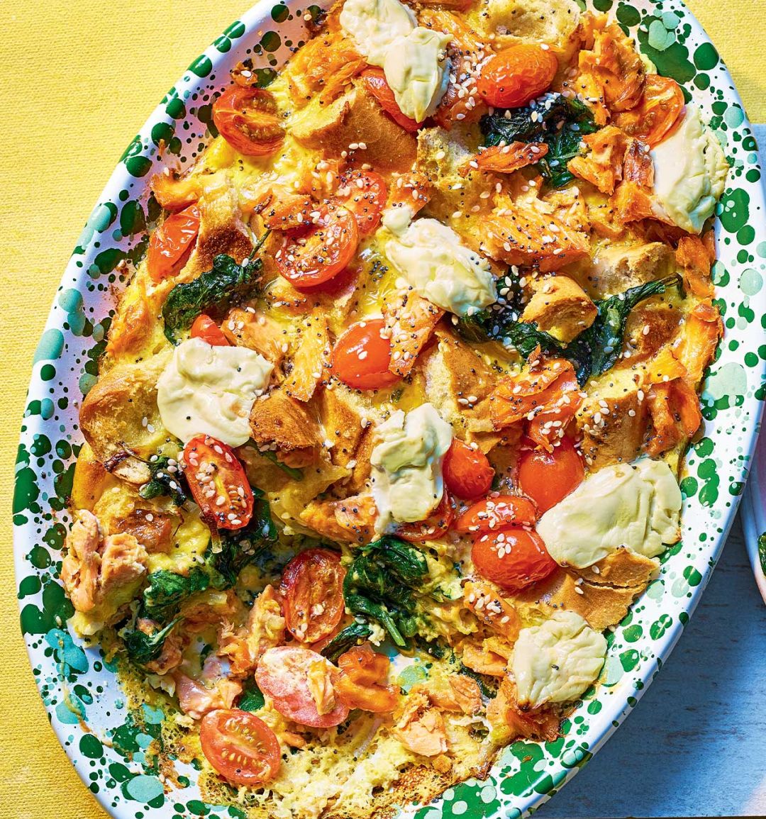 'Everything' bagel salmon bake