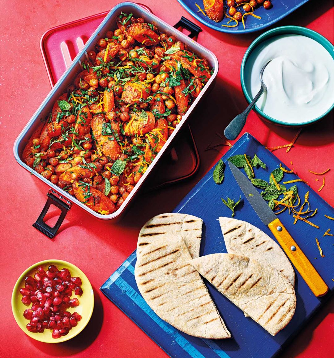 Roast carrot and chickpea salad