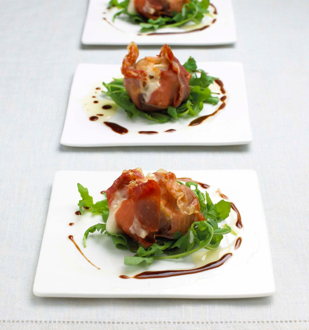 Roasted figs with Parma ham and goat's cheese