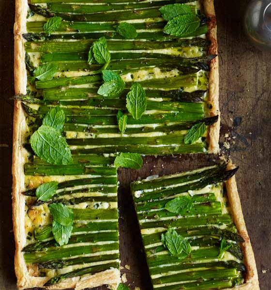 Asparagus, spring onion and mint tart