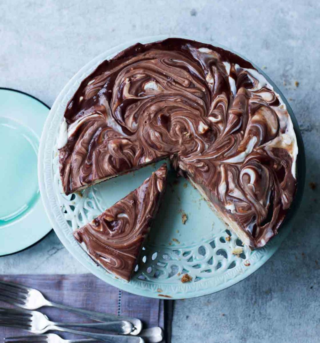 American chocolate fudge pie