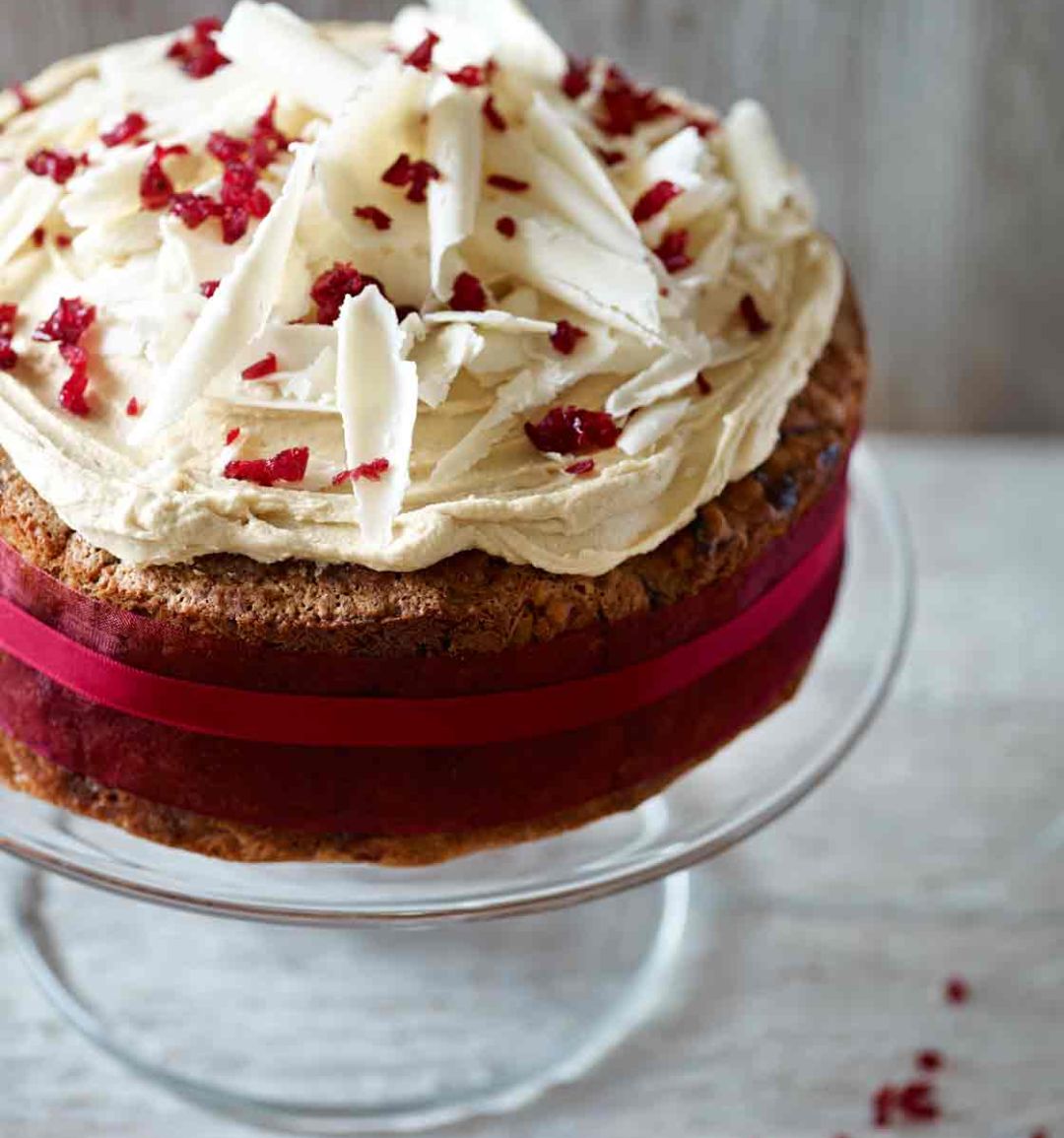 White chocolate and cranberry Christmas cake
