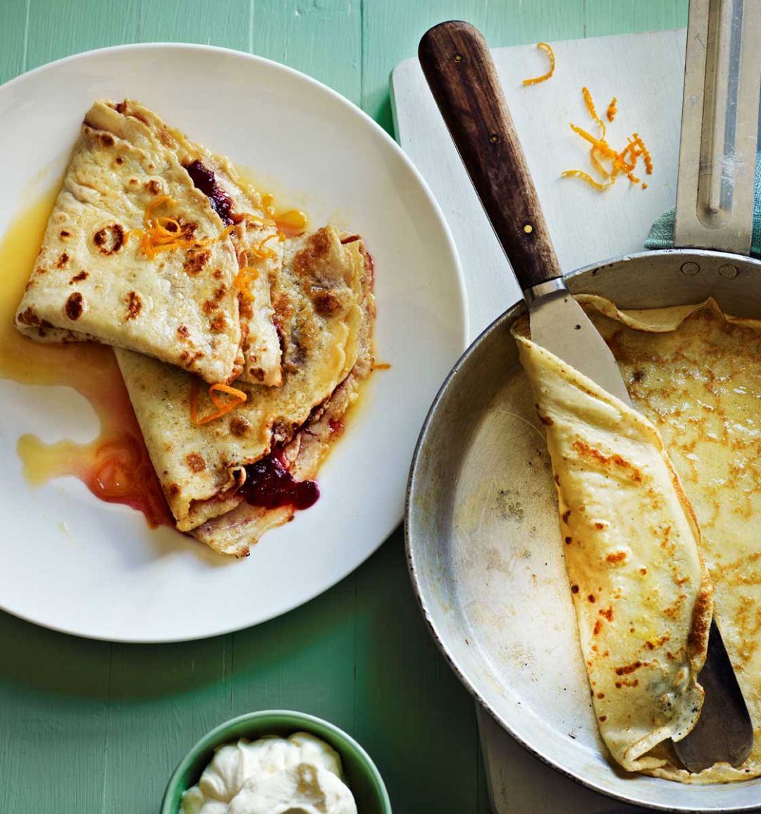 Cranberry crêpes suzettes