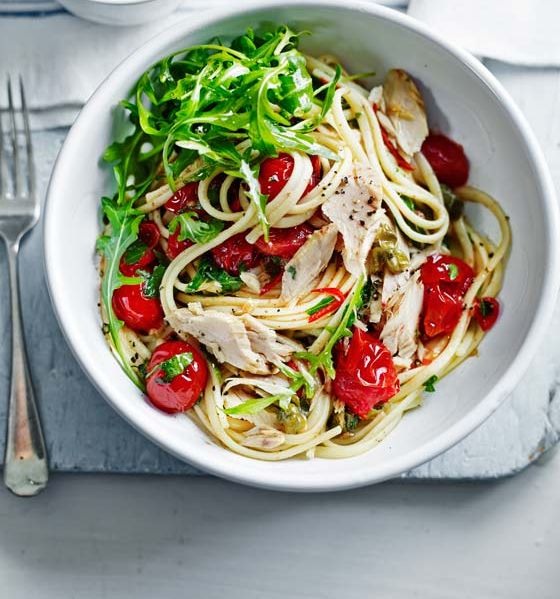 Tuna and fresh tomato linguine