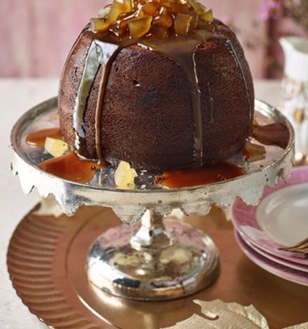 Sticky ginger and date pudding