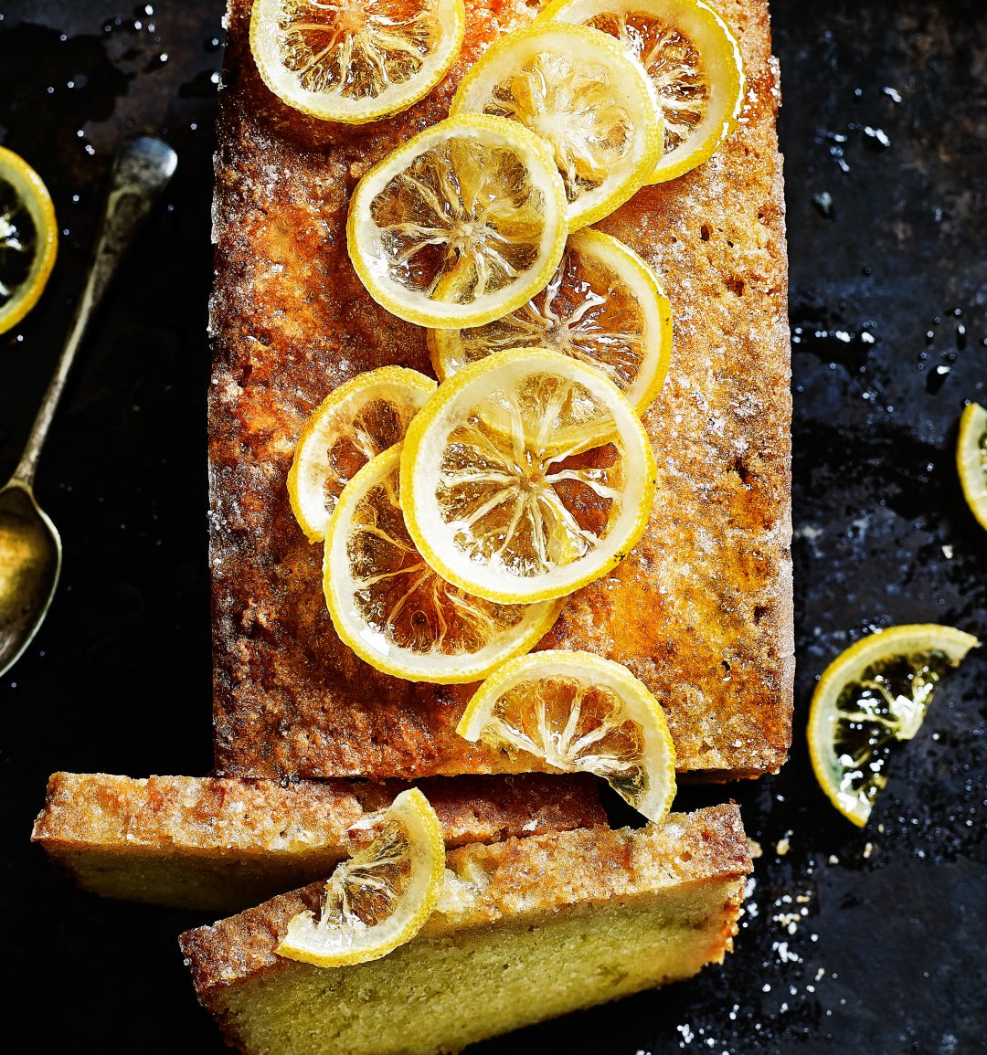 Double lemon drizzle cake