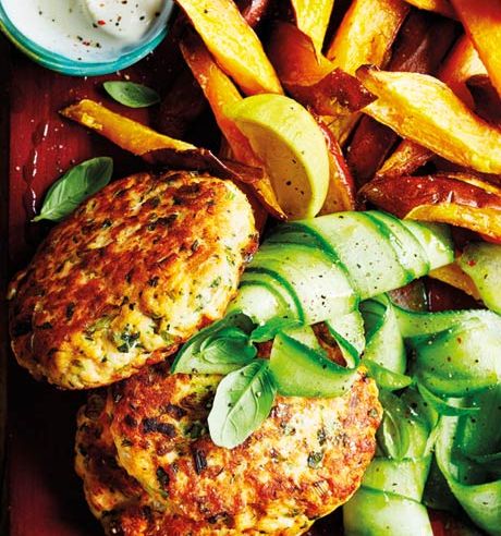 Salmon burgers with sweet potato wedges