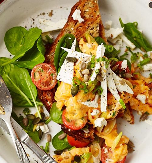 Scrambled eggs with feta and spinach