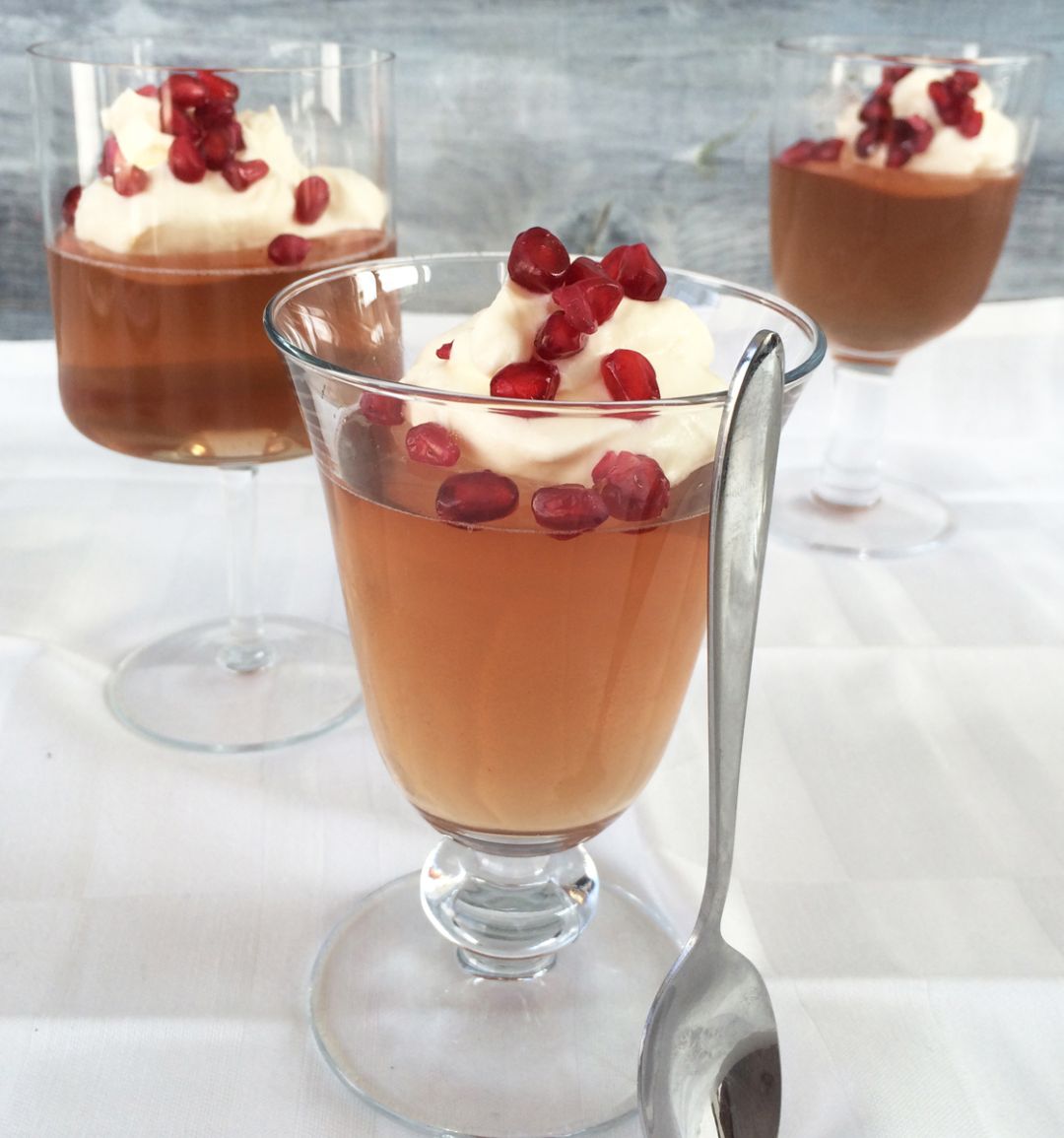 Prosecco jellies with pomegranate