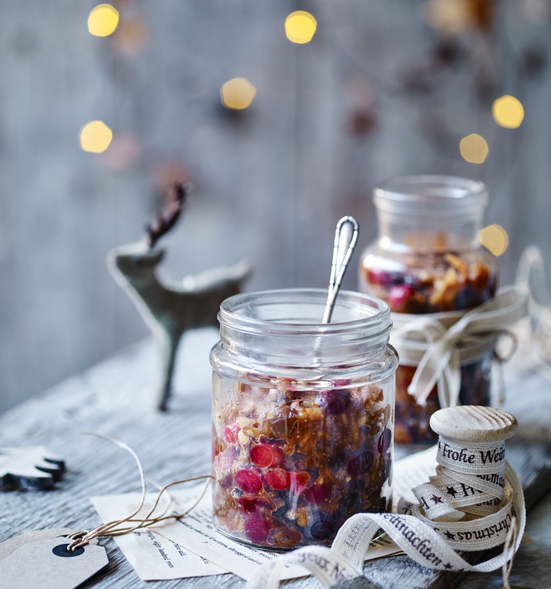 Cranberry, fig and almond mincemeat