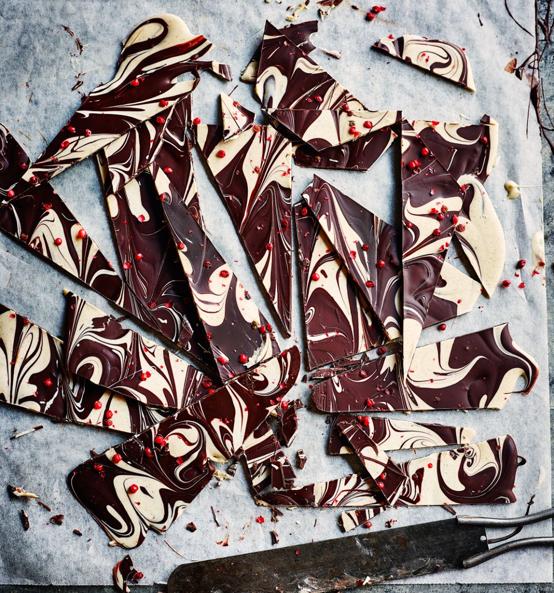 Chai chocolate bark